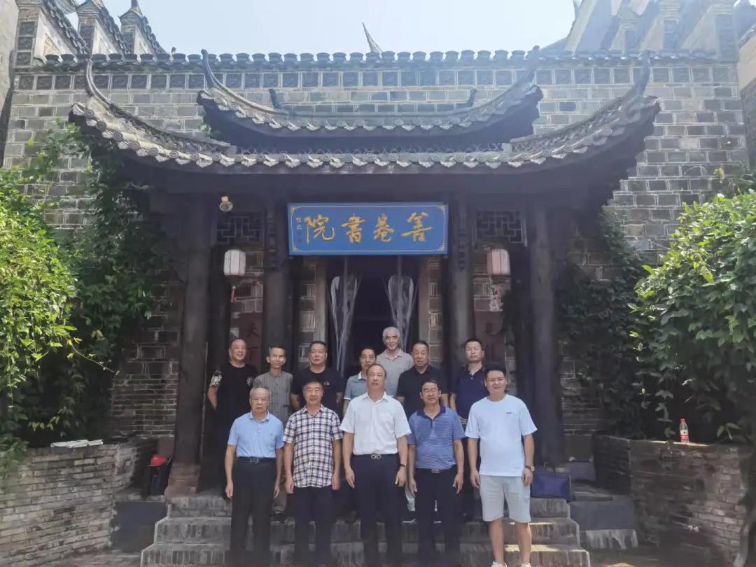 湖南省政法系统部分书法创作骨干走进望城铜官古镇开展送文化活动